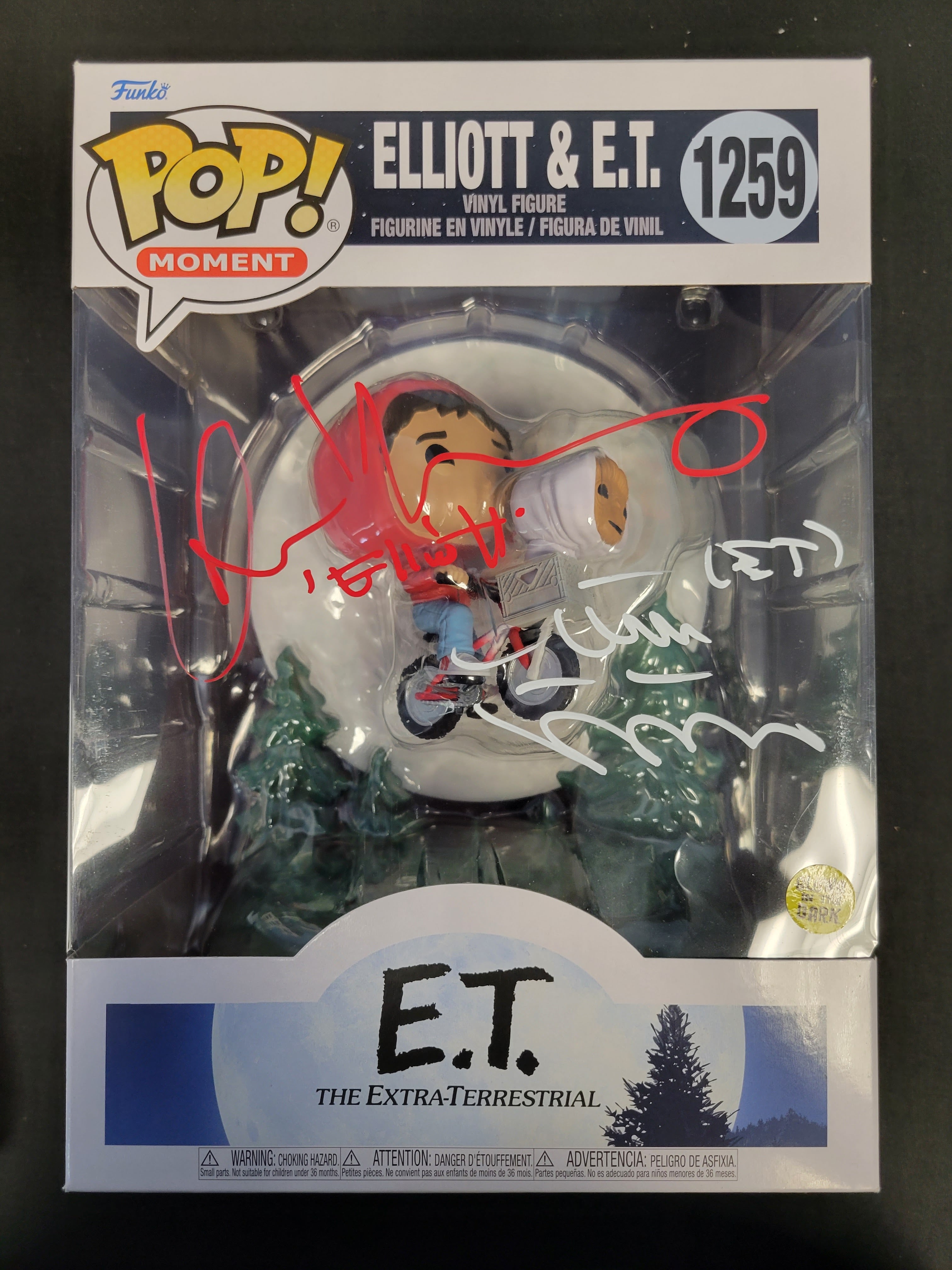 Funko Pop: E.T. The Extra-Terrestrial: Elliott & E.T. Autographed Moment